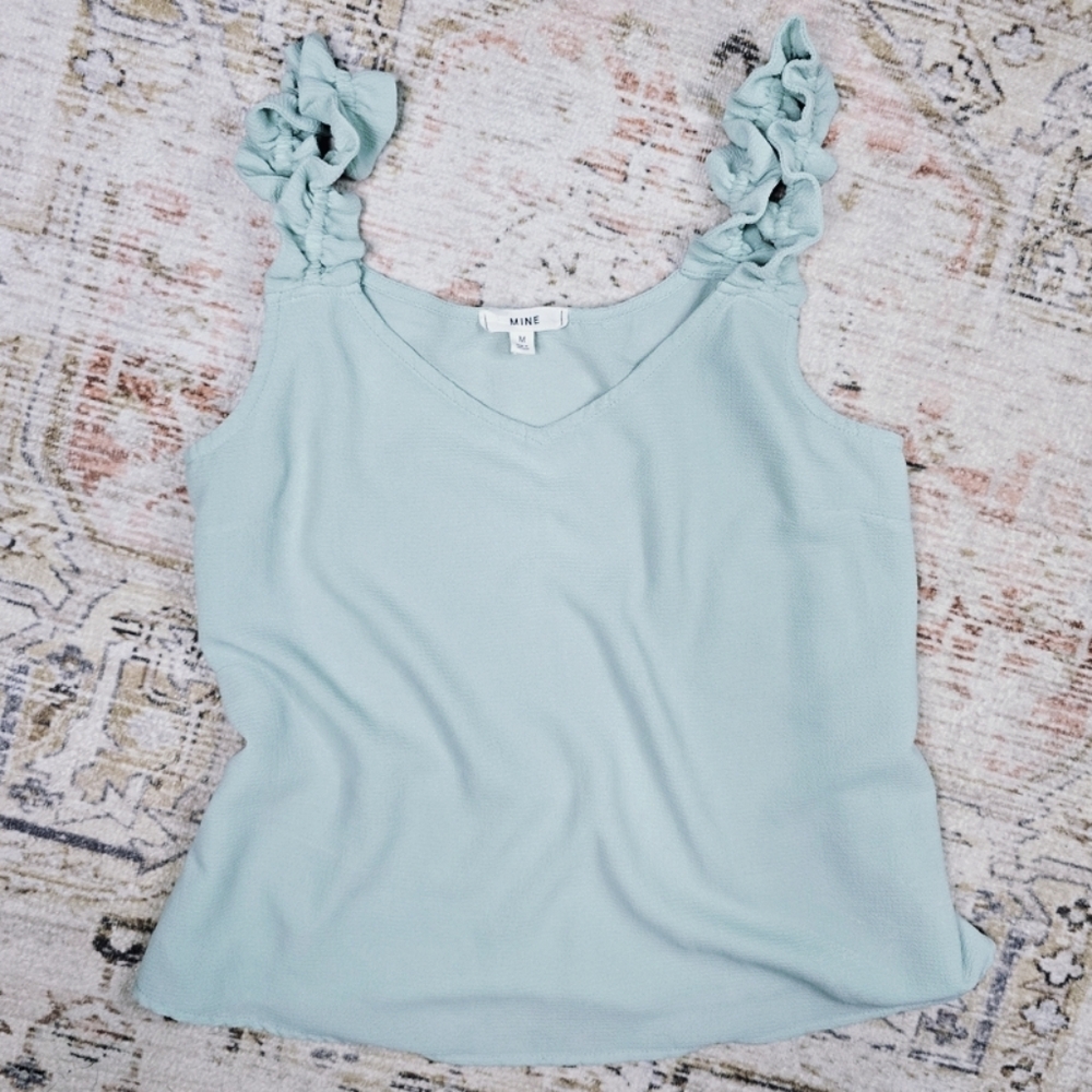🕊️ Mint Green Ruffle Sleeve Tank Top size Medium